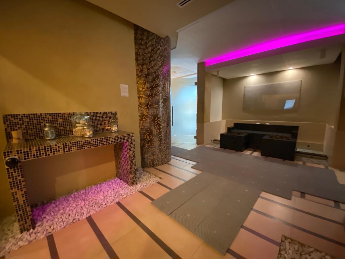 Hotel Terme Dolomiti Абано Терме Екстериор снимка