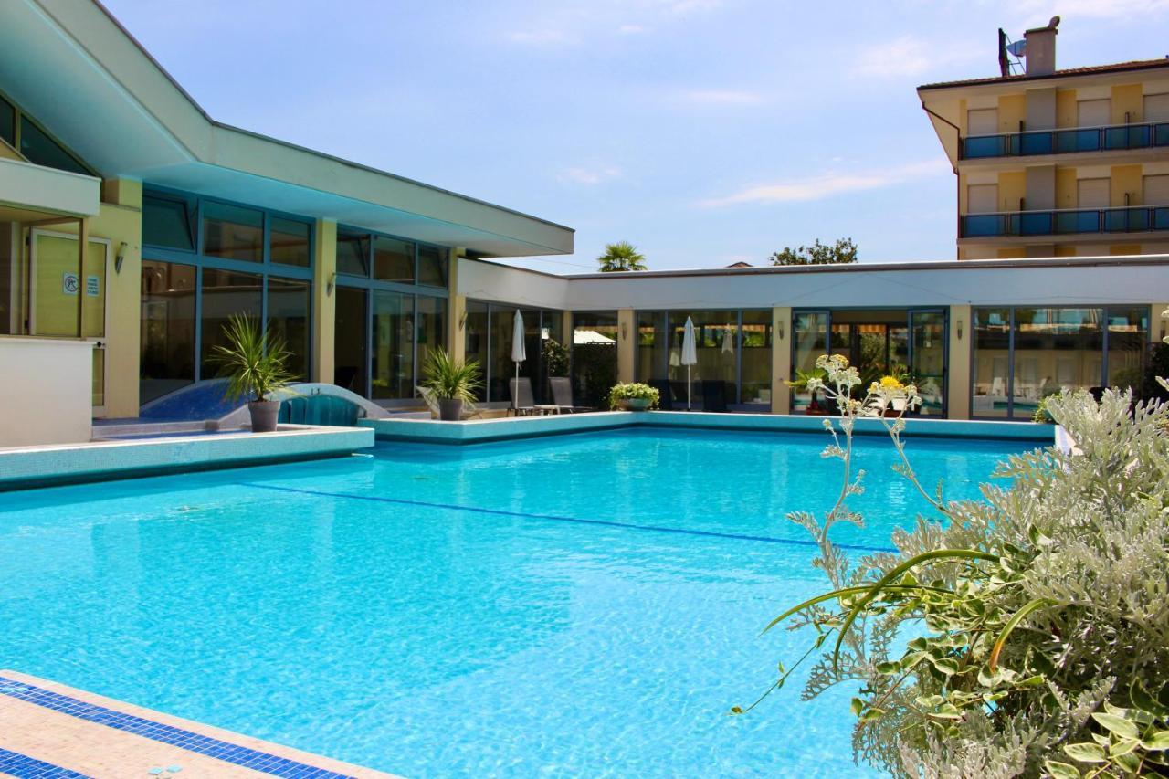 Hotel Terme Dolomiti Абано Терме Екстериор снимка