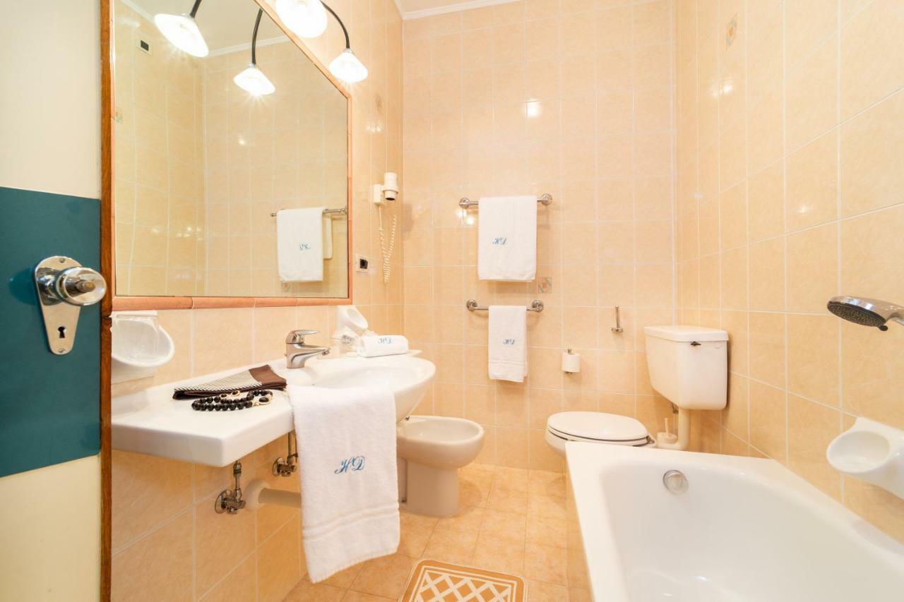 Hotel Terme Dolomiti Абано Терме Екстериор снимка