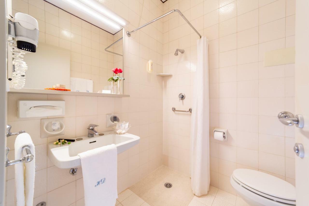 Hotel Terme Dolomiti Абано Терме Екстериор снимка